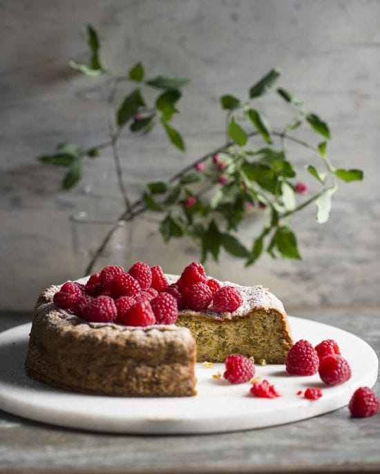 FLOURLESS RASPBERRY CAKE WITH PINK ROSE PETALS